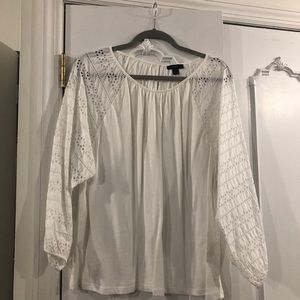White tee shirt with eyelet sleeve
